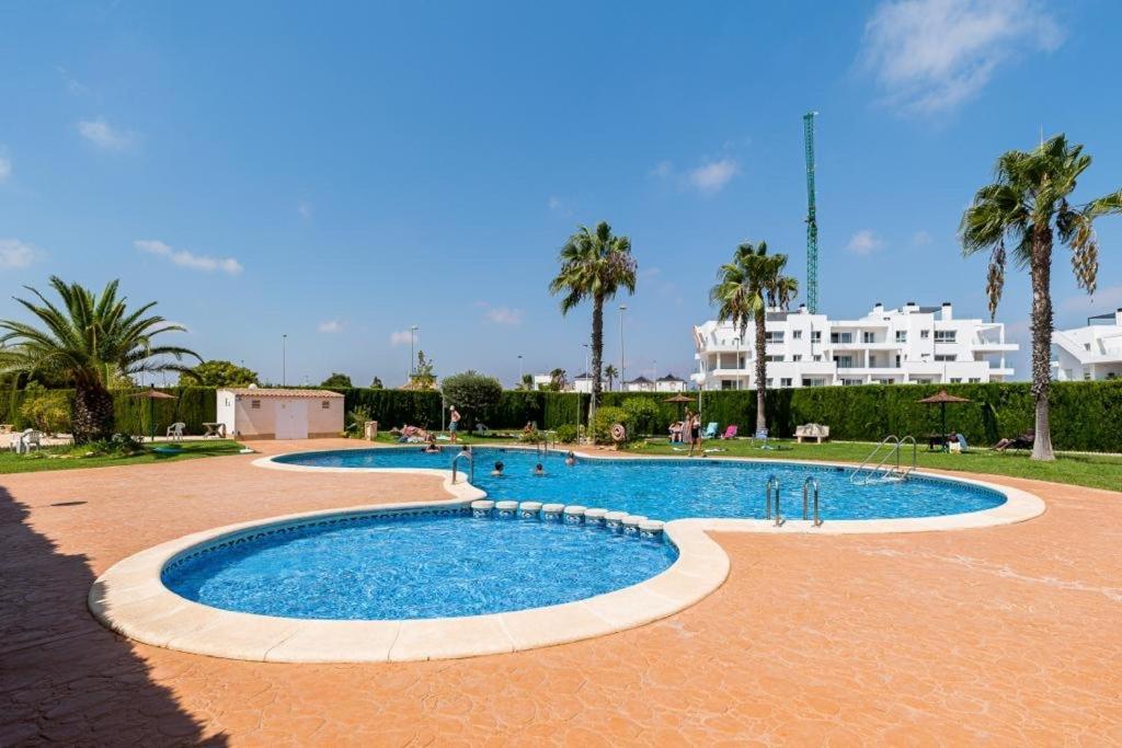 شقة Orihuela Costa Torrevieja Dehesa de Campoamor  المظهر الخارجي الصورة